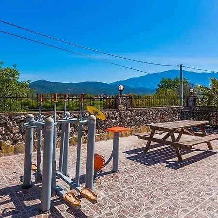 Vilă Ege Stone Korunakli Ve Isitmali Havuz Jakuzi Fethiye